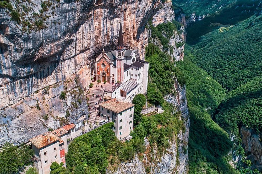 Ca Nova B&B Rivoli Veronese Екстер'єр фото